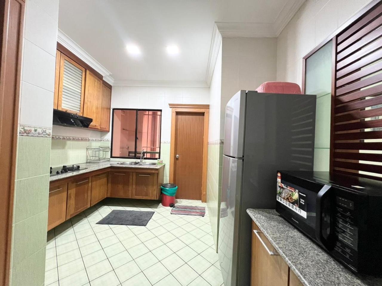 Marina Court Vacation Home 3 Bedrooms - קוטה קינבלו מראה חיצוני תמונה