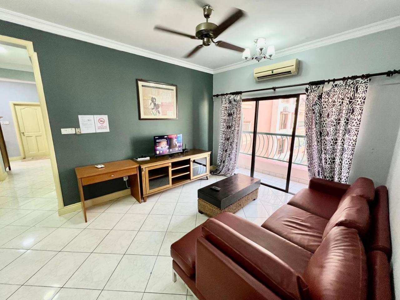 Marina Court Vacation Home 3 Bedrooms - קוטה קינבלו מראה חיצוני תמונה