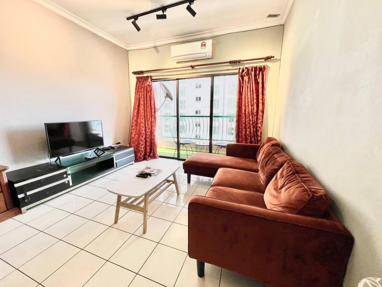 Marina Court Vacation Home 3 Bedrooms - קוטה קינבלו מראה חיצוני תמונה
