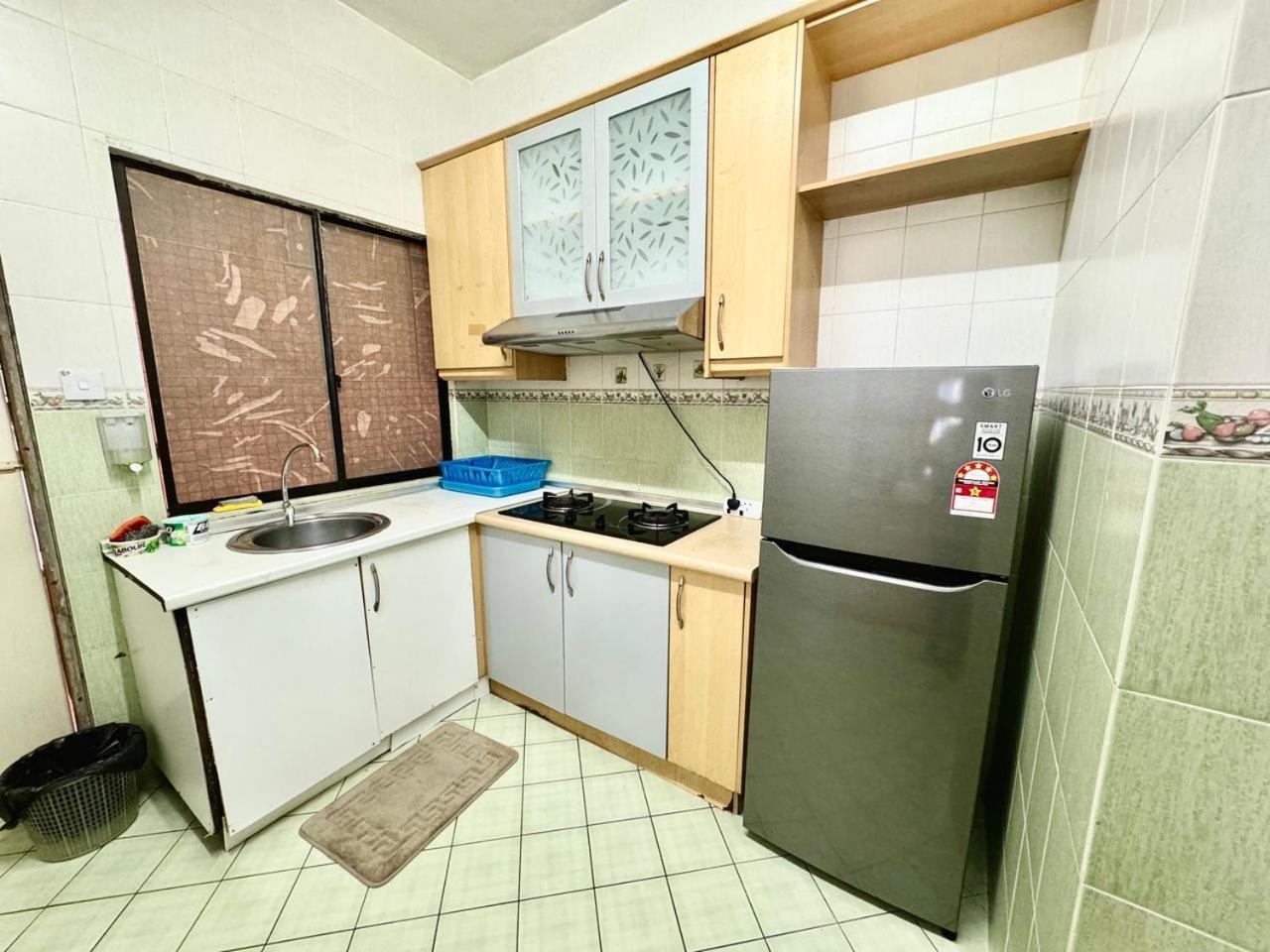 Marina Court Vacation Home 3 Bedrooms - קוטה קינבלו מראה חיצוני תמונה